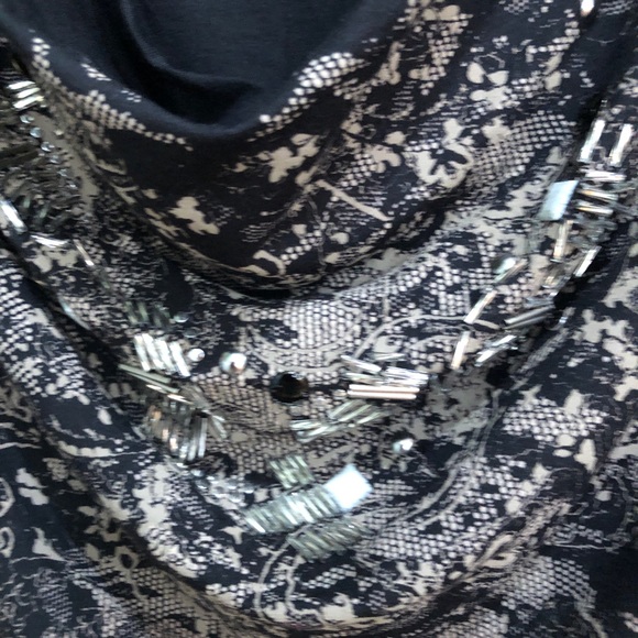 Beautiful top bought in Germany - Picture 3 of 3